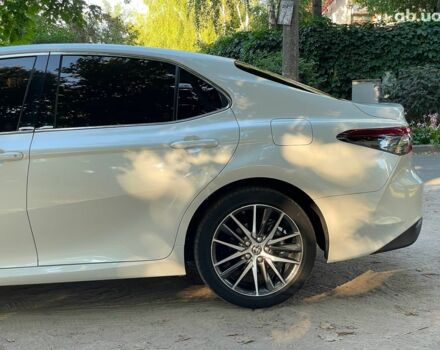 Тойота Камрі 2022 у Києві на Automoto.ua Білий Тойота Камрі, об'ємом двигуна 2.5 л та пробігом 51 тис. км за 39590 $, фото 13 на Automoto.ua
