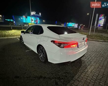 Білий Тойота Камрі, об'ємом двигуна 2.49 л та пробігом 128 тис. км за 29999 $, фото 8 на Automoto.ua