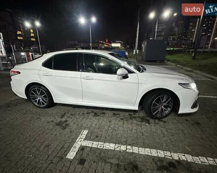 Білий Тойота Камрі, об'ємом двигуна 2.49 л та пробігом 128 тис. км за 29999 $, фото 15 на Automoto.ua