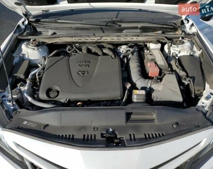 Белый Тойота Камри, объемом двигателя 3.5 л и пробегом 23 тыс. км за 10050 $, фото 10 на Automoto.ua