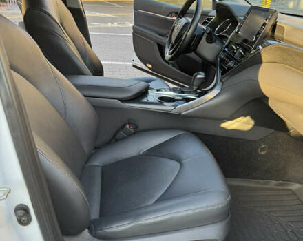 Белый Тойота Камри, объемом двигателя 2.49 л и пробегом 95 тыс. км за 32000 $, фото 19 на Automoto.ua