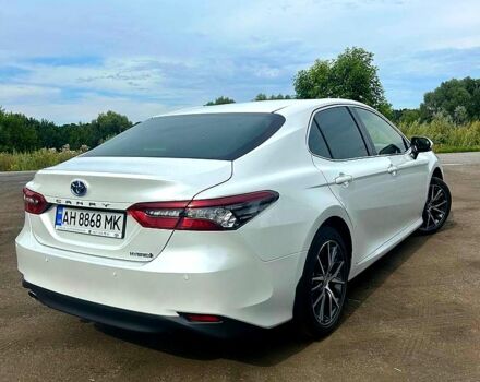 Білий Тойота Камрі, об'ємом двигуна 2.5 л та пробігом 30 тис. км за 40700 $, фото 1 на Automoto.ua