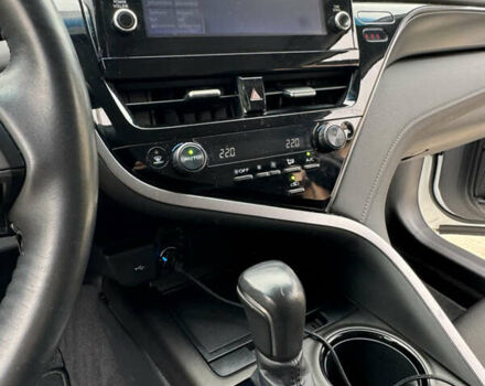 Білий Тойота Камрі, об'ємом двигуна 2.49 л та пробігом 15 тис. км за 31500 $, фото 8 на Automoto.ua