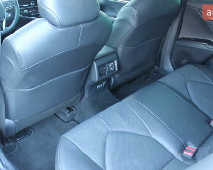 Белый Тойота Камри, объемом двигателя 2.49 л и пробегом 23 тыс. км за 39500 $, фото 2 на Automoto.ua