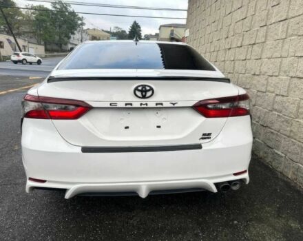 Белый Тойота Камри, объемом двигателя 2 л и пробегом 21 тыс. км за 22000 $, фото 5 на Automoto.ua