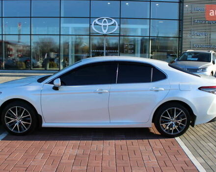 Белый Тойота Камри, объемом двигателя 2.49 л и пробегом 23 тыс. км за 39500 $, фото 13 на Automoto.ua