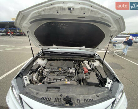 Белый Тойота Камри, объемом двигателя 2.49 л и пробегом 29 тыс. км за 31500 $, фото 9 на Automoto.ua