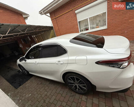 Белый Тойота Камри, объемом двигателя 2.49 л и пробегом 22 тыс. км за 41000 $, фото 5 на Automoto.ua