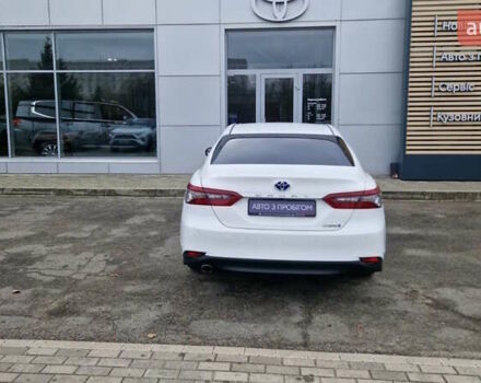Білий Тойота Камрі, об'ємом двигуна 2.49 л та пробігом 30 тис. км за 34449 $, фото 3 на Automoto.ua