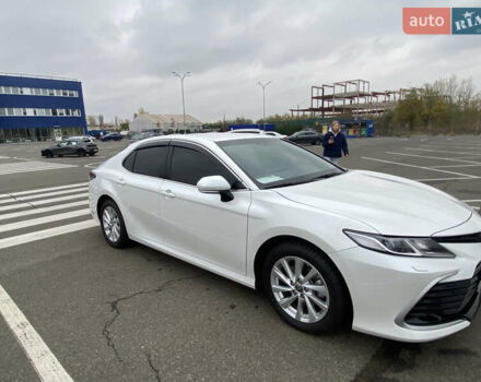 Белый Тойота Камри, объемом двигателя 2.49 л и пробегом 29 тыс. км за 31500 $, фото 7 на Automoto.ua