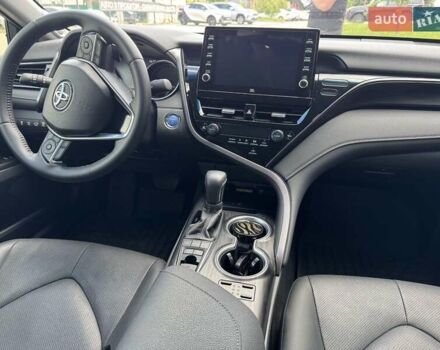 Белый Тойота Камри, объемом двигателя 2.49 л и пробегом 19 тыс. км за 41000 $, фото 7 на Automoto.ua