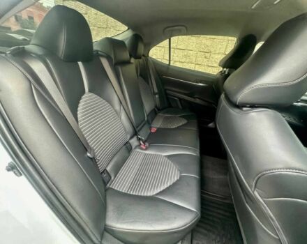 Белый Тойота Камри, объемом двигателя 2 л и пробегом 21 тыс. км за 22000 $, фото 9 на Automoto.ua