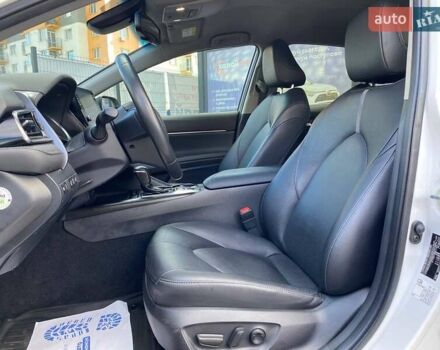 Белый Тойота Камри, объемом двигателя 2.49 л и пробегом 60 тыс. км за 36500 $, фото 16 на Automoto.ua