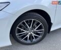 Белый Тойота Камри, объемом двигателя 2.49 л и пробегом 19 тыс. км за 41000 $, фото 6 на Automoto.ua