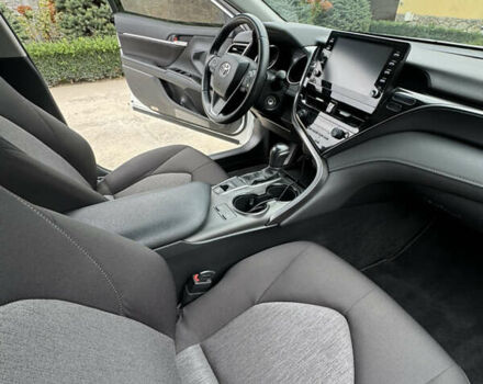 Білий Тойота Камрі, об'ємом двигуна 2.49 л та пробігом 15 тис. км за 31500 $, фото 6 на Automoto.ua