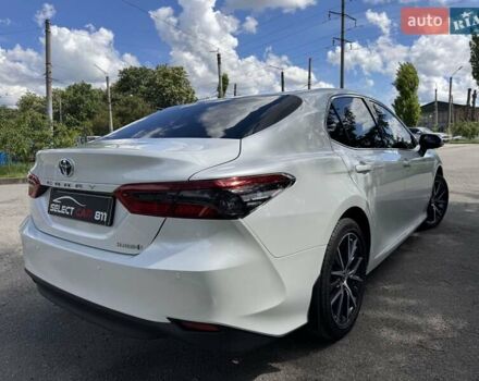 Белый Тойота Камри, объемом двигателя 2.49 л и пробегом 19 тыс. км за 41000 $, фото 3 на Automoto.ua