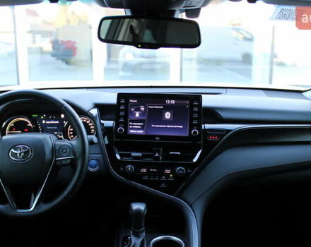 Белый Тойота Камри, объемом двигателя 2.49 л и пробегом 23 тыс. км за 39500 $, фото 6 на Automoto.ua