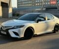 Белый Тойота Камри, объемом двигателя 3.46 л и пробегом 81 тыс. км за 34500 $, фото 1 на Automoto.ua