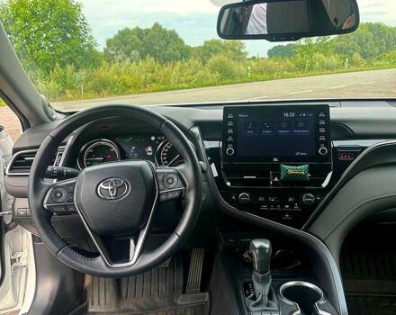 Білий Тойота Камрі, об'ємом двигуна 2.5 л та пробігом 30 тис. км за 40700 $, фото 6 на Automoto.ua