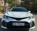 Белый Тойота Камри, объемом двигателя 2.49 л и пробегом 83 тыс. км за 30000 $, фото 1 на Automoto.ua