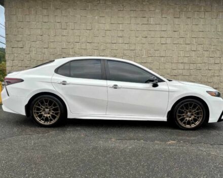 Белый Тойота Камри, объемом двигателя 2 л и пробегом 21 тыс. км за 22000 $, фото 2 на Automoto.ua