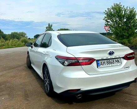Білий Тойота Камрі, об'ємом двигуна 2.5 л та пробігом 30 тис. км за 40700 $, фото 2 на Automoto.ua