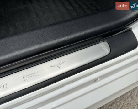 Белый Тойота Камри, объемом двигателя 2.49 л и пробегом 36 тыс. км за 29300 $, фото 19 на Automoto.ua