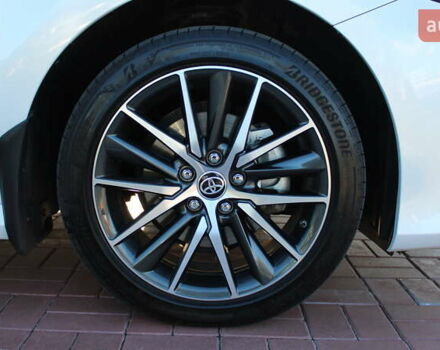 Белый Тойота Камри, объемом двигателя 2.49 л и пробегом 23 тыс. км за 39500 $, фото 10 на Automoto.ua