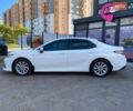 Белый Тойота Камри, объемом двигателя 2.49 л и пробегом 60 тыс. км за 35400 $, фото 7 на Automoto.ua