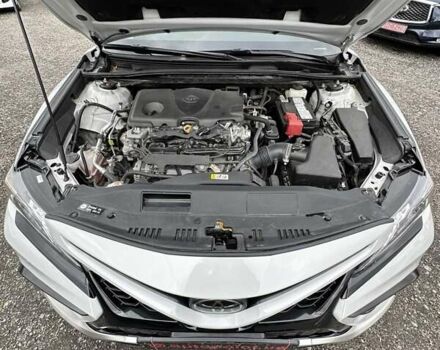 Білий Тойота Камрі, об'ємом двигуна 2.49 л та пробігом 24 тис. км за 33999 $, фото 49 на Automoto.ua