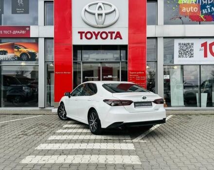 Білий Тойота Камрі, об'ємом двигуна 2.49 л та пробігом 54 тис. км за 38516 $, фото 1 на Automoto.ua