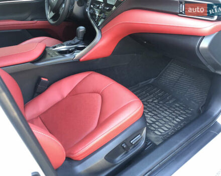 Білий Тойота Камрі, об'ємом двигуна 2.5 л та пробігом 2 тис. км за 44000 $, фото 19 на Automoto.ua