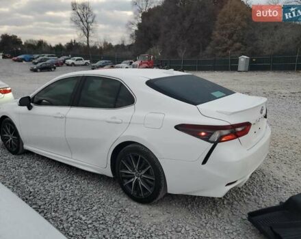 Білий Тойота Камрі, об'ємом двигуна 2.49 л та пробігом 38 тис. км за 10500 $, фото 1 на Automoto.ua