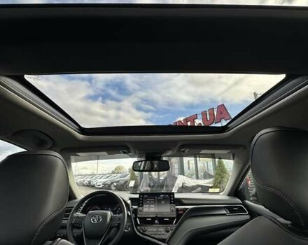 Білий Тойота Камрі, об'ємом двигуна 2.49 л та пробігом 24 тис. км за 33999 $, фото 30 на Automoto.ua