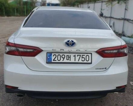 Белый Тойота Камри, объемом двигателя 2.5 л и пробегом 22 тыс. км за 27600 $, фото 1 на Automoto.ua