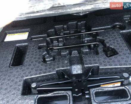 Білий Тойота Камрі, об'ємом двигуна 2.5 л та пробігом 2 тис. км за 44000 $, фото 12 на Automoto.ua