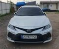 Белый Тойота Камри, объемом двигателя 2.5 л и пробегом 22 тыс. км за 27600 $, фото 1 на Automoto.ua