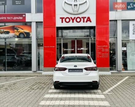 Білий Тойота Камрі, об'ємом двигуна 2.49 л та пробігом 54 тис. км за 38516 $, фото 3 на Automoto.ua