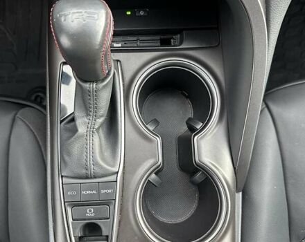 Білий Тойота Камрі, об'ємом двигуна 2.49 л та пробігом 24 тис. км за 33999 $, фото 32 на Automoto.ua