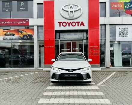 Білий Тойота Камрі, об'ємом двигуна 2.49 л та пробігом 54 тис. км за 38516 $, фото 4 на Automoto.ua