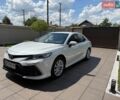 Белый Тойота Камри, объемом двигателя 2.49 л и пробегом 52 тыс. км за 29900 $, фото 1 на Automoto.ua