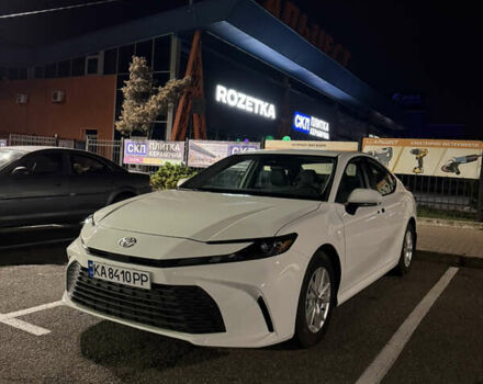 Білий Тойота Камрі, об'ємом двигуна 2.49 л та пробігом 3 тис. км за 37000 $, фото 2 на Automoto.ua
