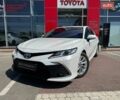Белый Тойота Камри, объемом двигателя 2.49 л и пробегом 36 тыс. км за 30558 $, фото 1 на Automoto.ua