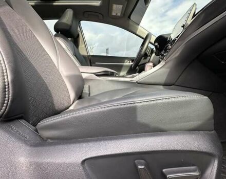 Білий Тойота Камрі, об'ємом двигуна 2.49 л та пробігом 24 тис. км за 33999 $, фото 27 на Automoto.ua