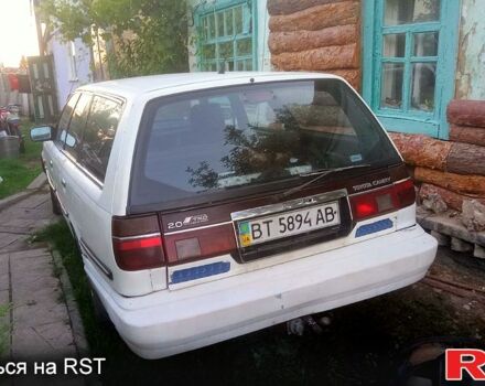 Белый Тойота Камри, объемом двигателя 2 л и пробегом 0 тыс. км за 470 $, фото 2 на Automoto.ua