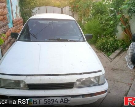 Белый Тойота Камри, объемом двигателя 2 л и пробегом 0 тыс. км за 470 $, фото 3 на Automoto.ua