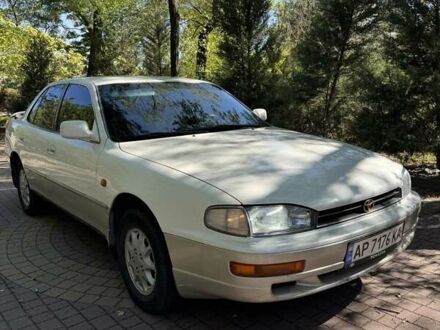 Білий Тойота Камрі, об'ємом двигуна 2.16 л та пробігом 135 тис. км за 3700 $, фото 1 на Automoto.ua