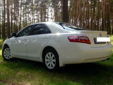 Тойота Камрі 2007 у Сумах на Automoto.ua Білий Тойота Камрі, об'ємом двигуна 2.4 л та пробігом 250 тис. км за 8700 $, фото 1 на Automoto.ua