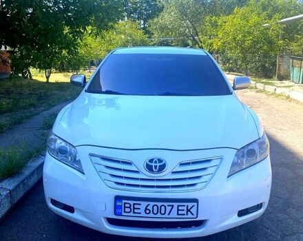 Білий Тойота Камрі, об'ємом двигуна 2.4 л та пробігом 240 тис. км за 5600 $, фото 1 на Automoto.ua