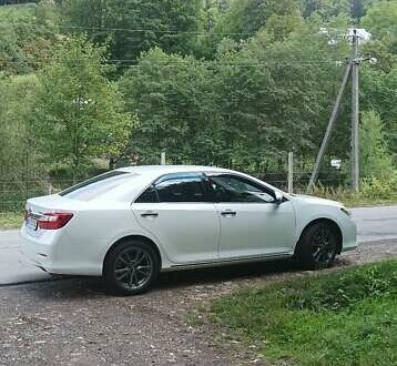 Тойота Камри 2011 в Ровно на Automoto.ua Белый Тойота Камри, объемом двигателя 2.5 л и пробегом 210 тыс. км за 14000 $, фото 1 на Automoto.ua